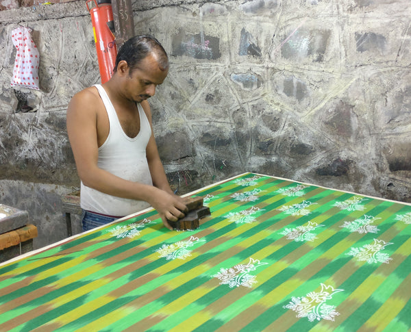a block print karigar printing MIRCHI KOMACHI original print Chipko Didi on handloom cotton Ikat (Ikkat)