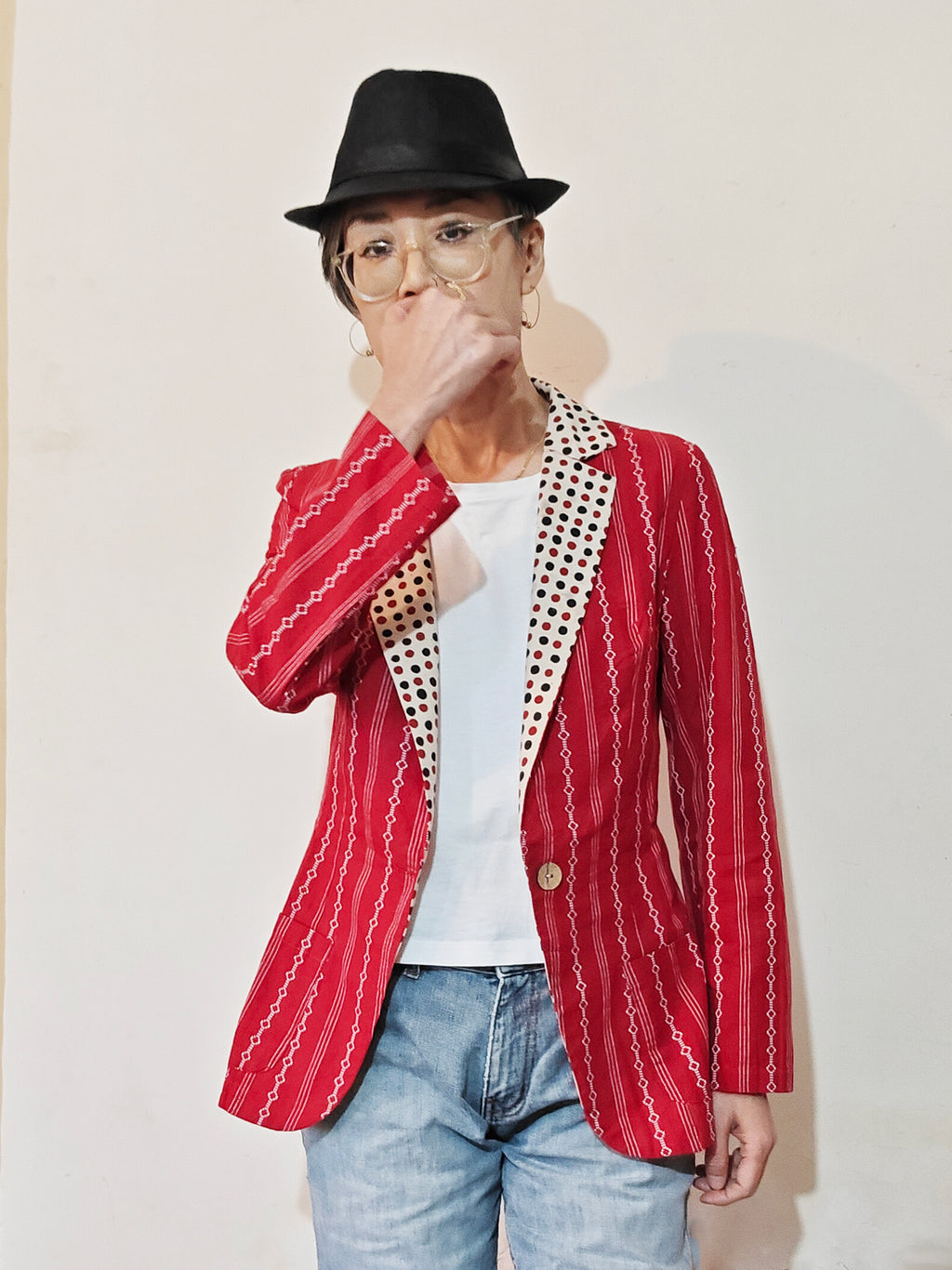 No-lining light casual blazer jacket with a red cotton and a block-printed polka dots collar (lapal). Versatile colour to go with many different colours while styling. Shop online!