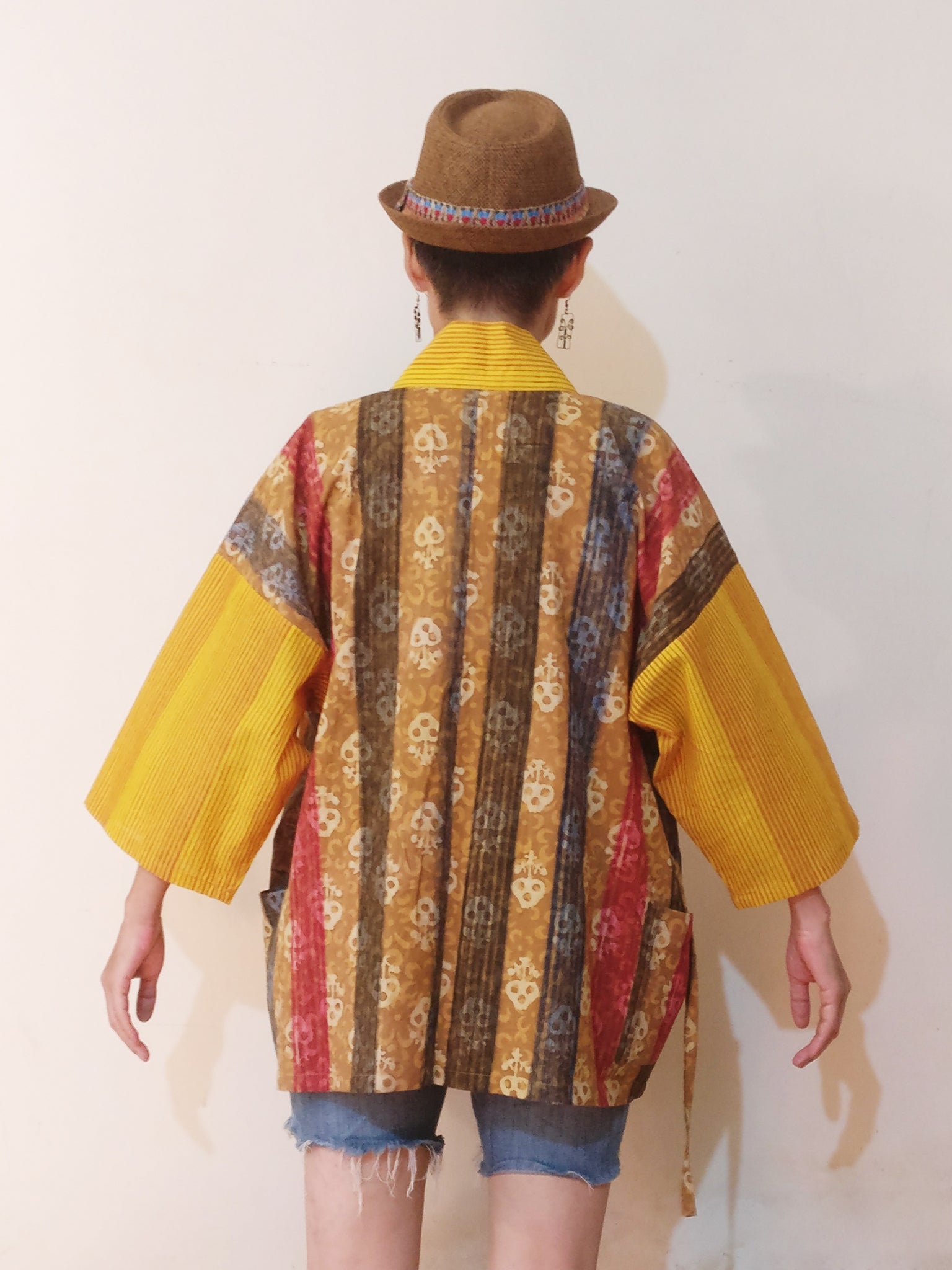 Kimono (Jinbei) Jacket - Brush Stripe & Handloom Sleeves (Beige)