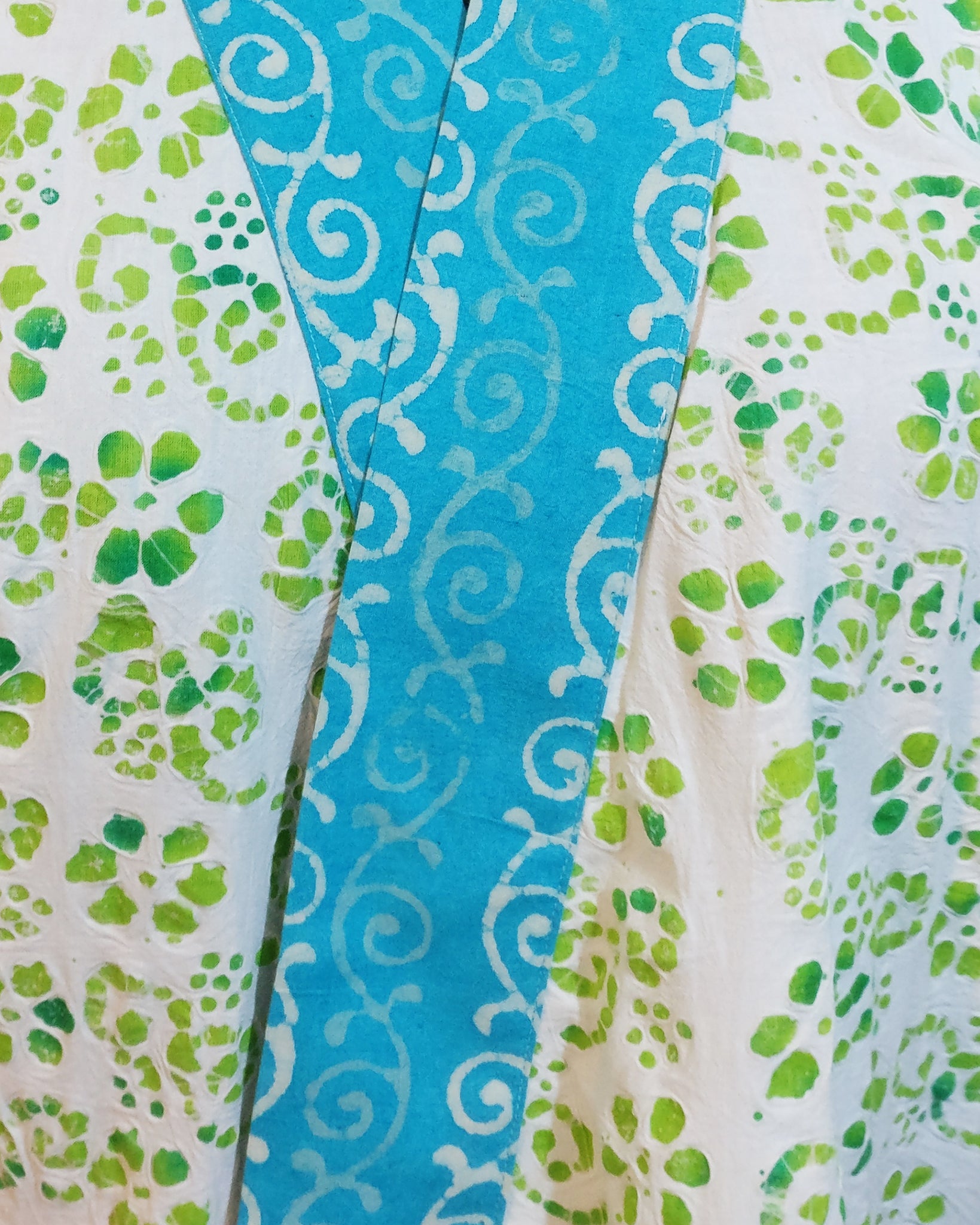 Kimono (Jinbei) Jacket - Green Little Flowers & Sky Blue Sleeve